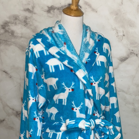 Bottoms Out Gal Light Blue Reindeer Hooded Robe - Picture 2 of 10